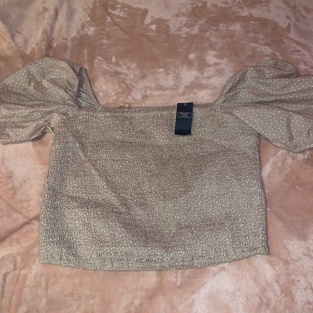 Puff sleeve top